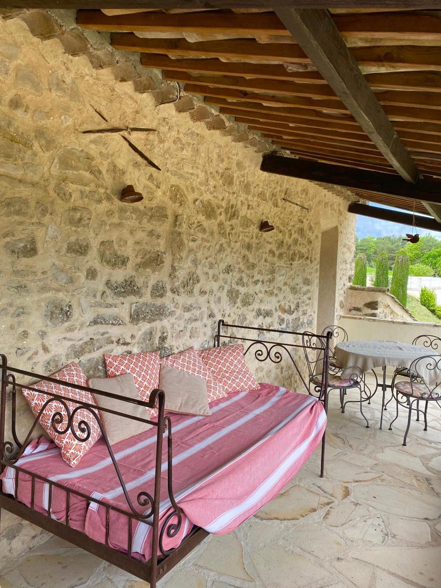 La Magnanerie En Provence Villa Niozelles Exterior photo